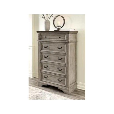 Lodenbay Two-Tone Chest of Drawers